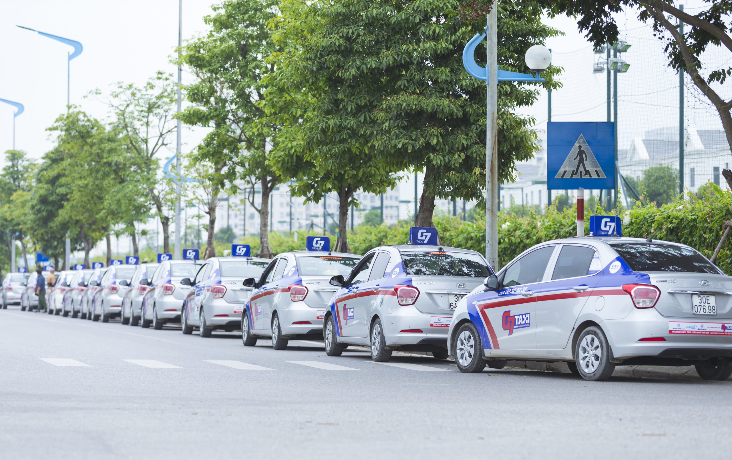 Bảng giá taxi G7 mới nhất - Taxi Trôi Phùng Bang gia taxi G7