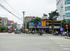 Taxi Thi Tran Tram Troi